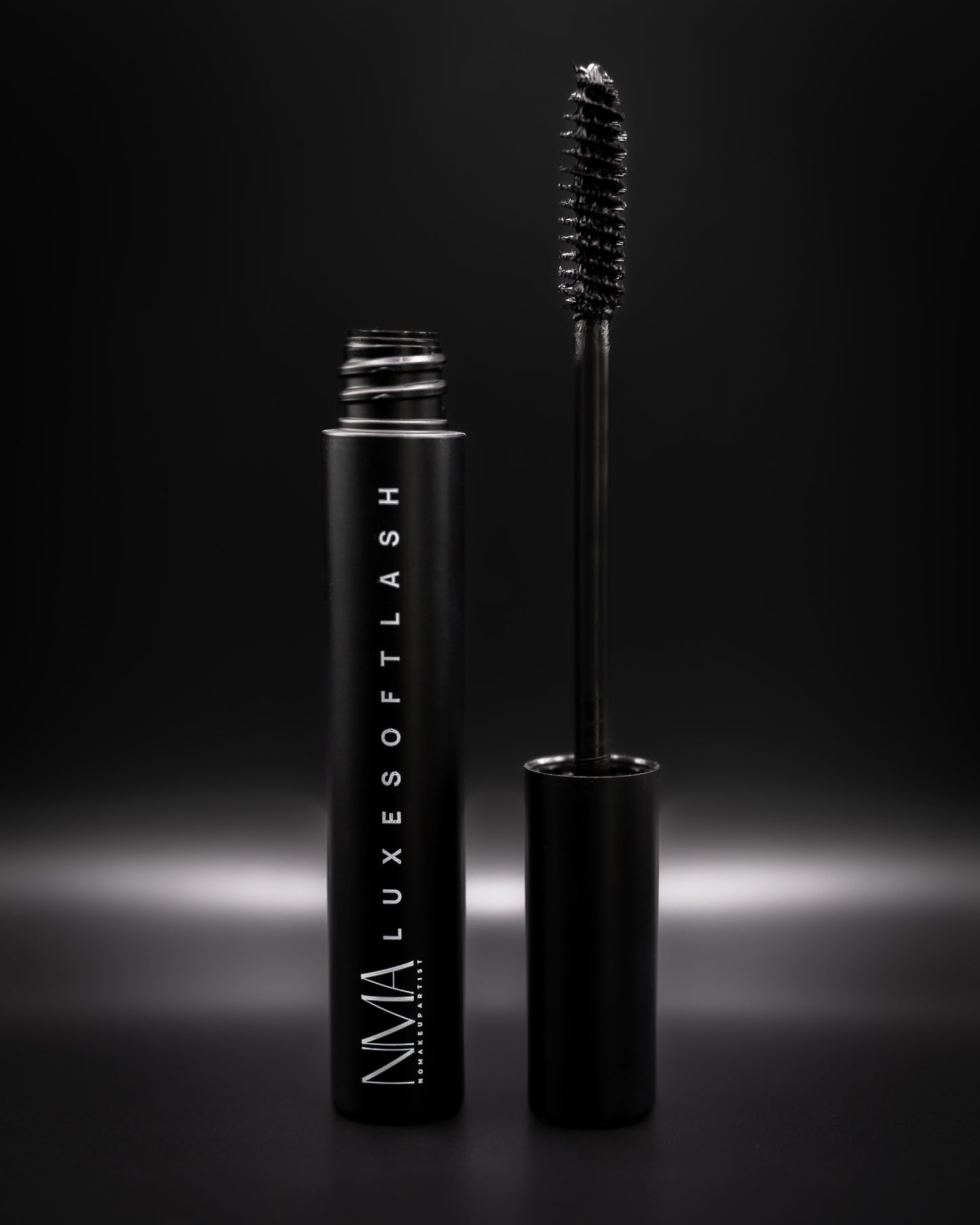 LUXE SOFT LASH MASCARA- BLACK